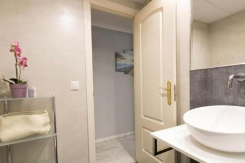 Apartamento Estaciones Cordobaアパートメント エクステリア 写真